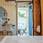 Paraga Hotel *