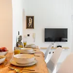 Paraga Hotel