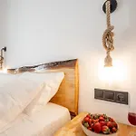 Paraga Hotel Naxos City