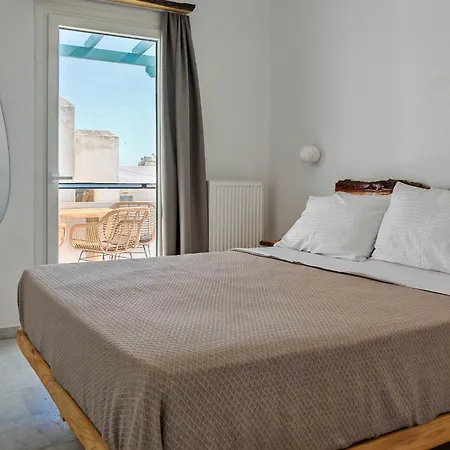 Paraga מלון Naxos City