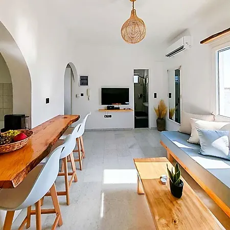 Hotel Paraga Naxos City
