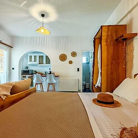 Paraga Hotel Naxos City